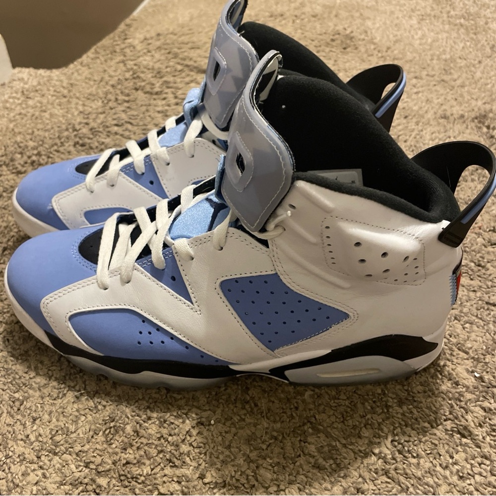 Jordan 6 unc size 11.5 men’s